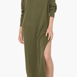 Ribbed Knit Midi Dress